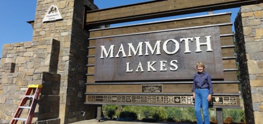 Mammoth Gateway Monument